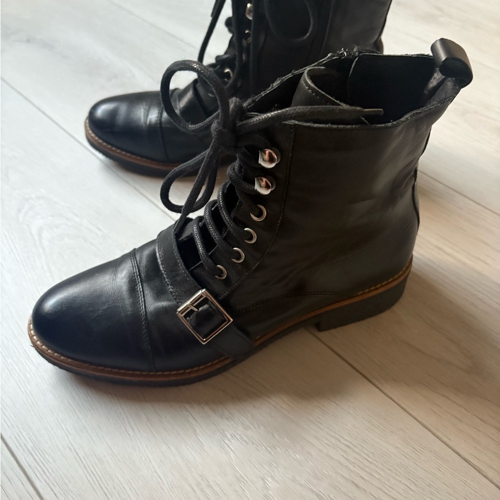 Steve Madden Black Leather Combat Boots - Picture 2 of 8